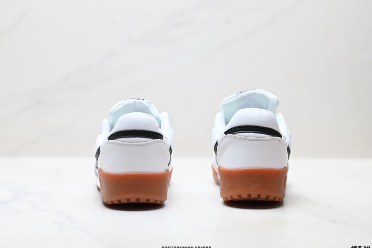 Nike Terra Manta Trainers White Black Gum Sole - product image from the listing.