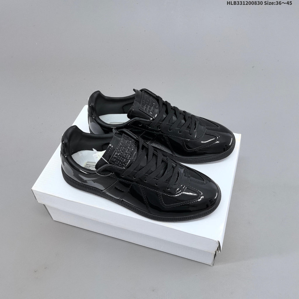 Maison Margiela Replica Low-Cut Sneakers - product image from the listing.
