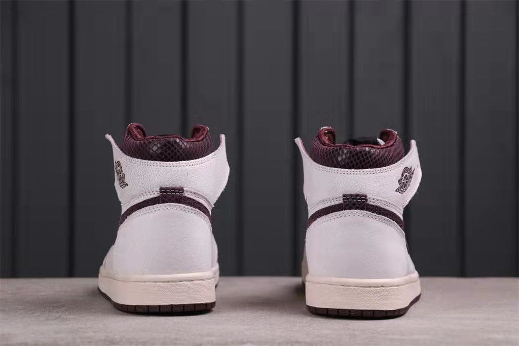 Air Jordan 1 High OG Black Toe Reimagined DZ5485-106 - product image from the listing.