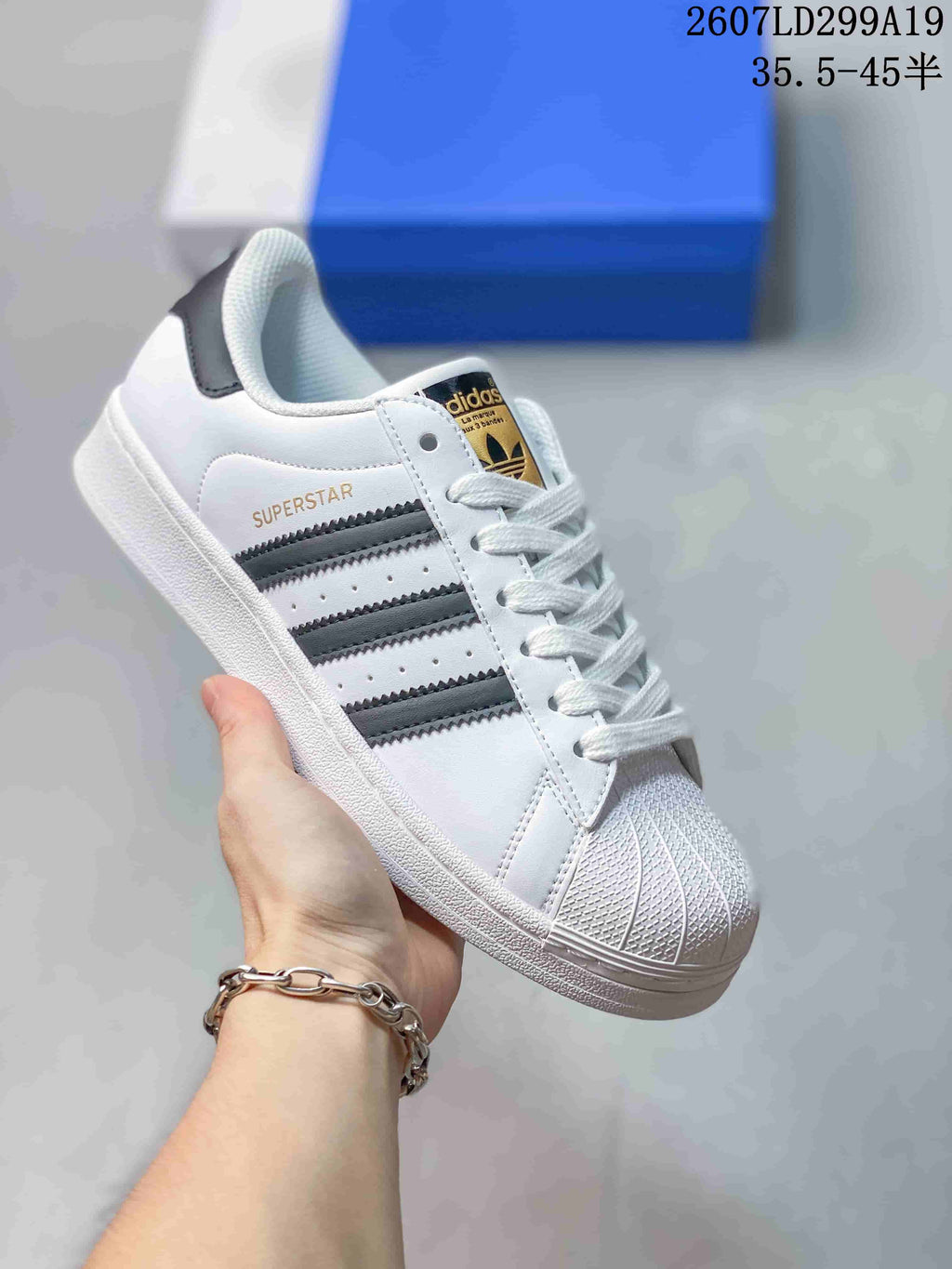 adidas Superstar Shell-Toe Trainers 2607LD299A19 - product image from the listing.