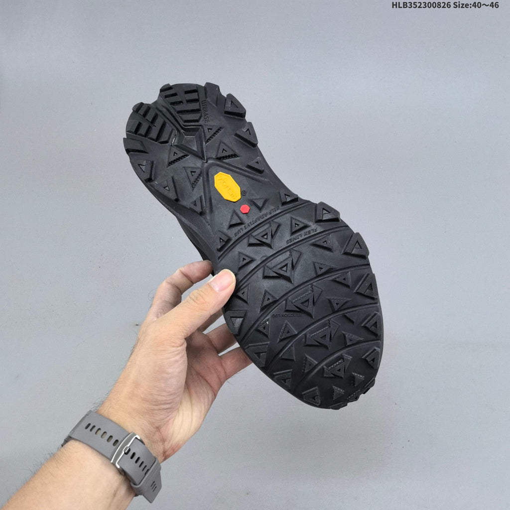 KAILAS Fuga Du BOA Trail Running Shoes, in Black - product image from the listing.