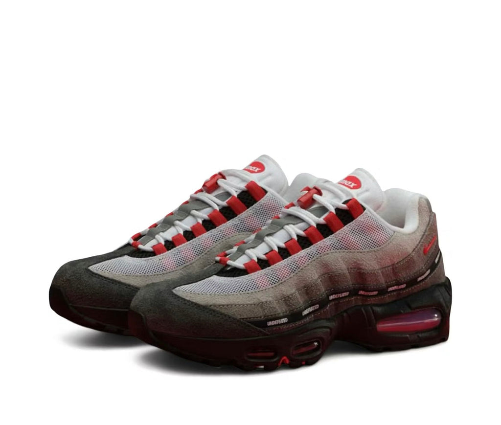 x UNDEFEATED IB4523-003 Sneakers - Nike Air Max 95 SP - product image from the listing.