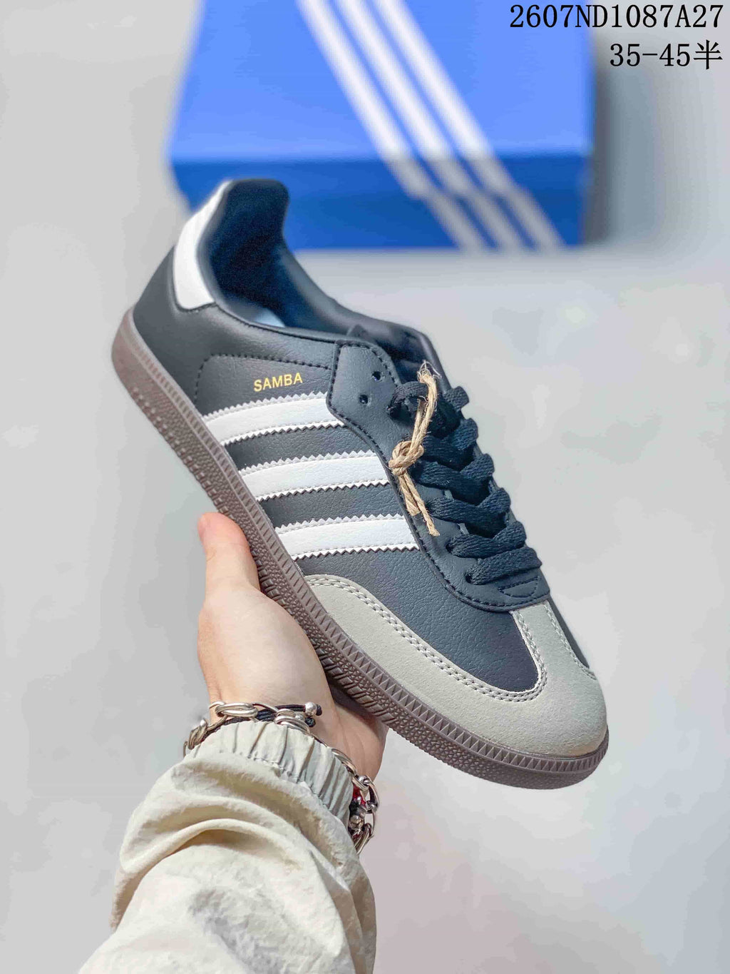 adidas Samba ADV Low-Cut Sneakers 2607ND1087A27 - product image from the listing.