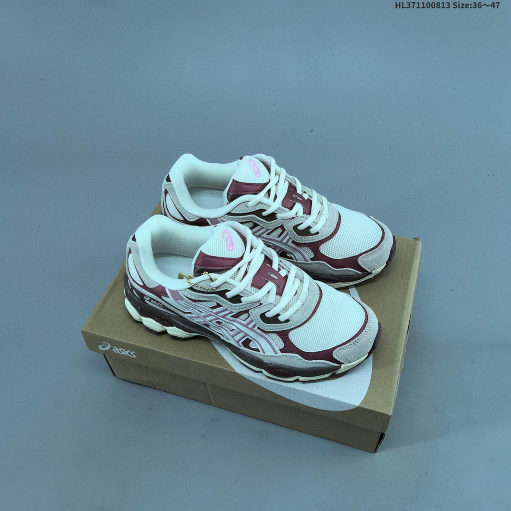 ASICS GEL-NYC Retro Sneakers for Running - product image from the listing.