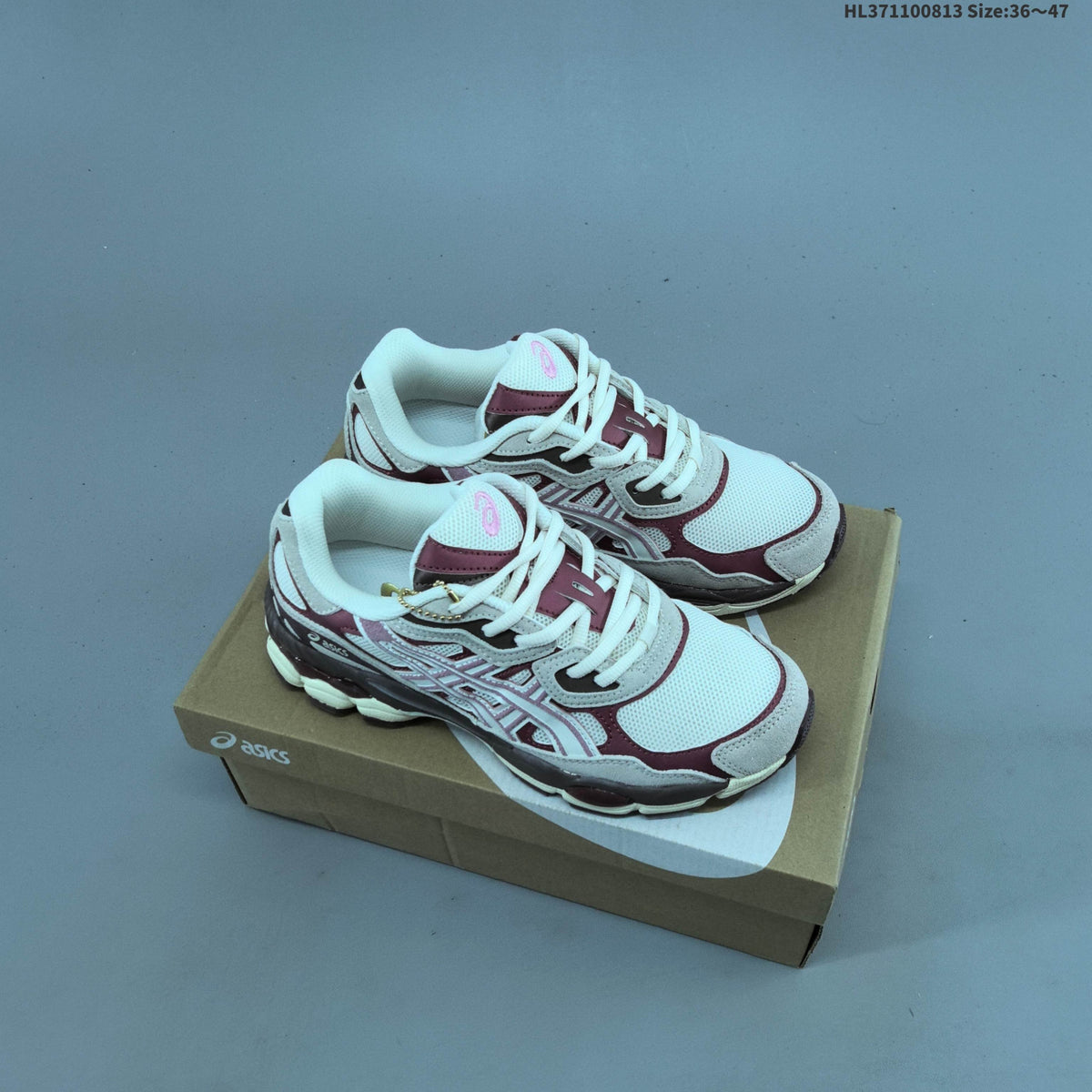 ASICS GEL-NYC Retro Sneakers for Running - product image from the listing.