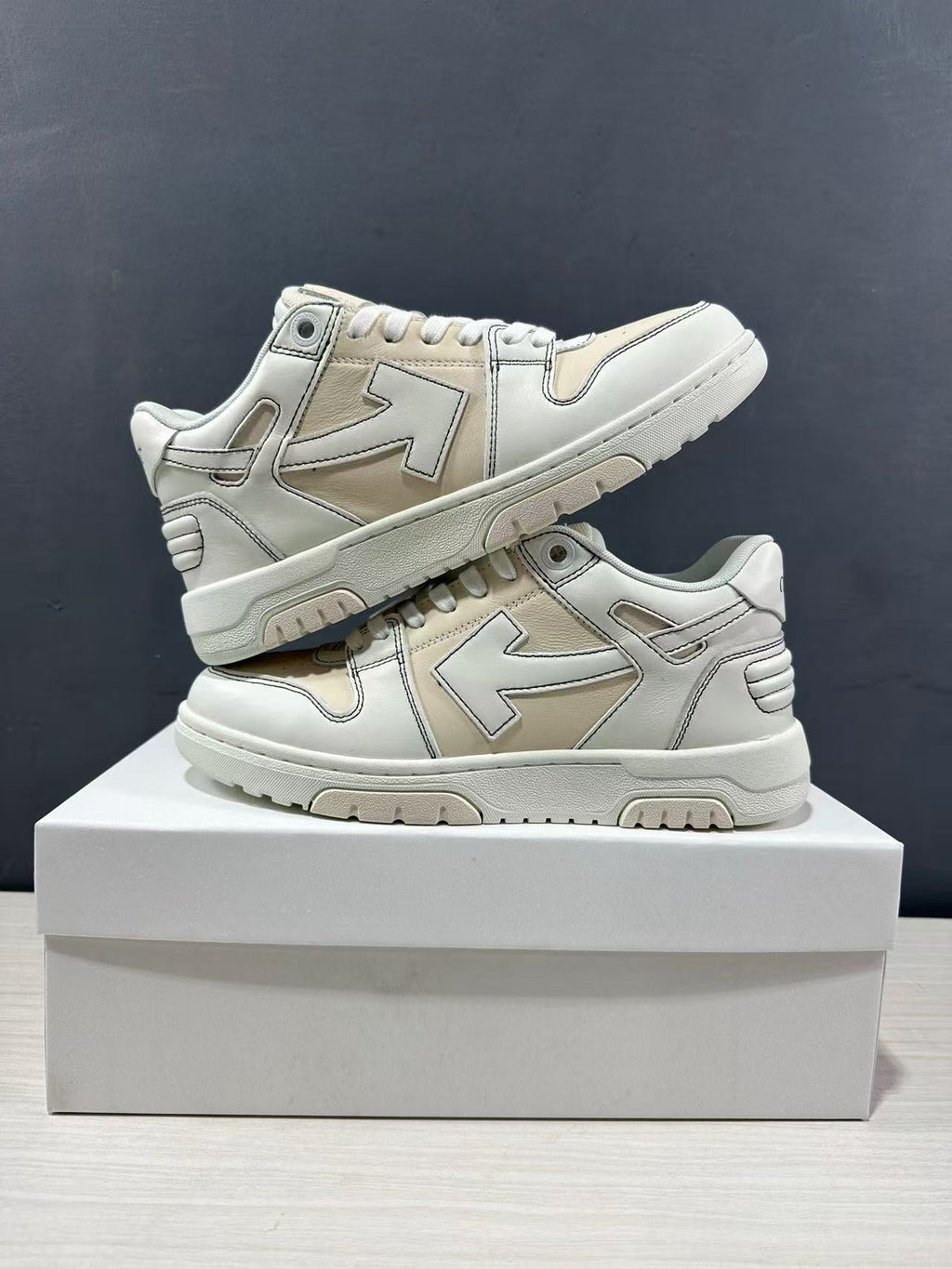 Off-White Off Court Leather Low-Top Sneakers in Cream White - product image from the listing.