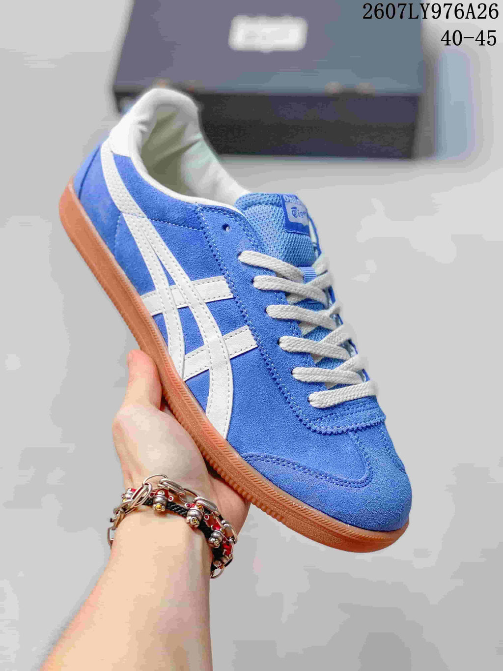 Onitsuka Tiger Tokuten Low-Cut Sneakers - product image from the listing.