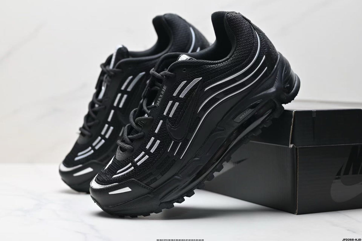 Nike Air Max Plus Sneakers in Black Silver - product image from the listing.
