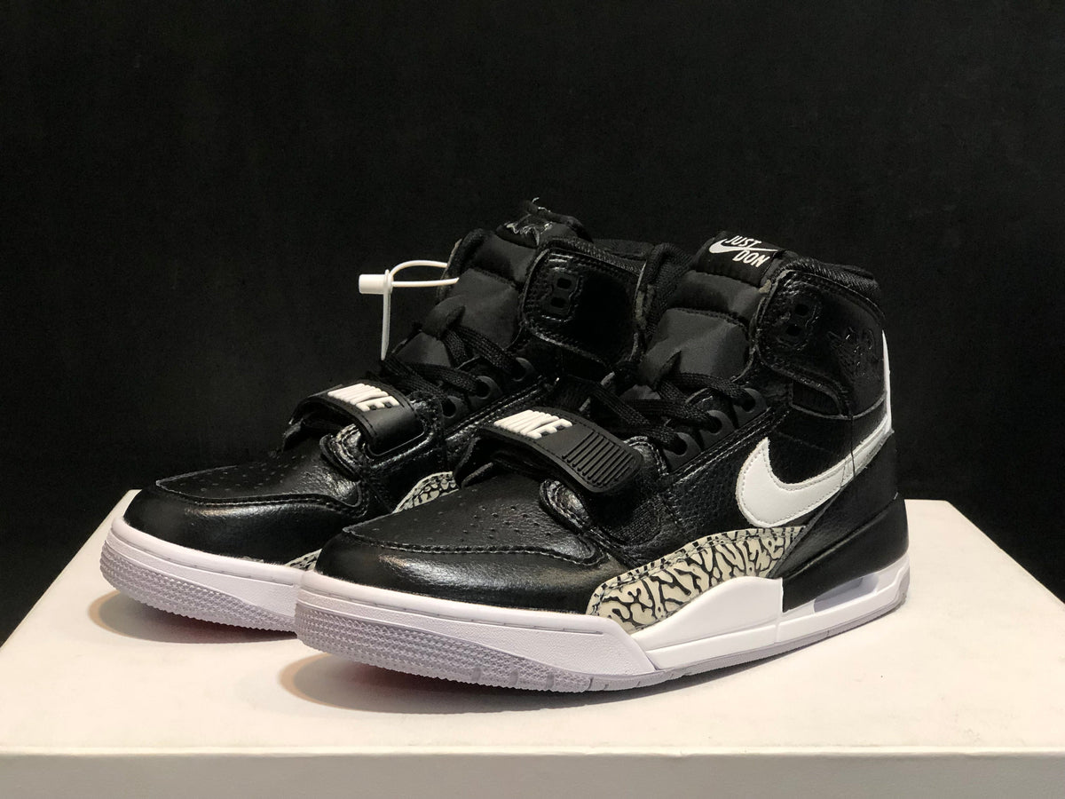 Air Jordan Legacy 312 Black/White Sneakers AV3922-001 - product image from the listing.