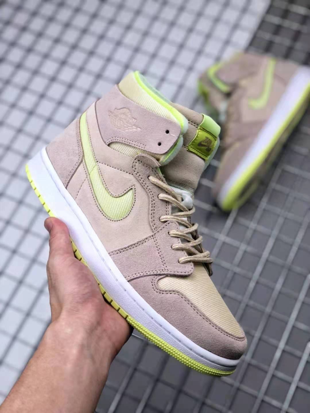 Lemon Twist Sneakers - Jordan 1 Zoom CMFT CT0979-002 - product image from the listing.
