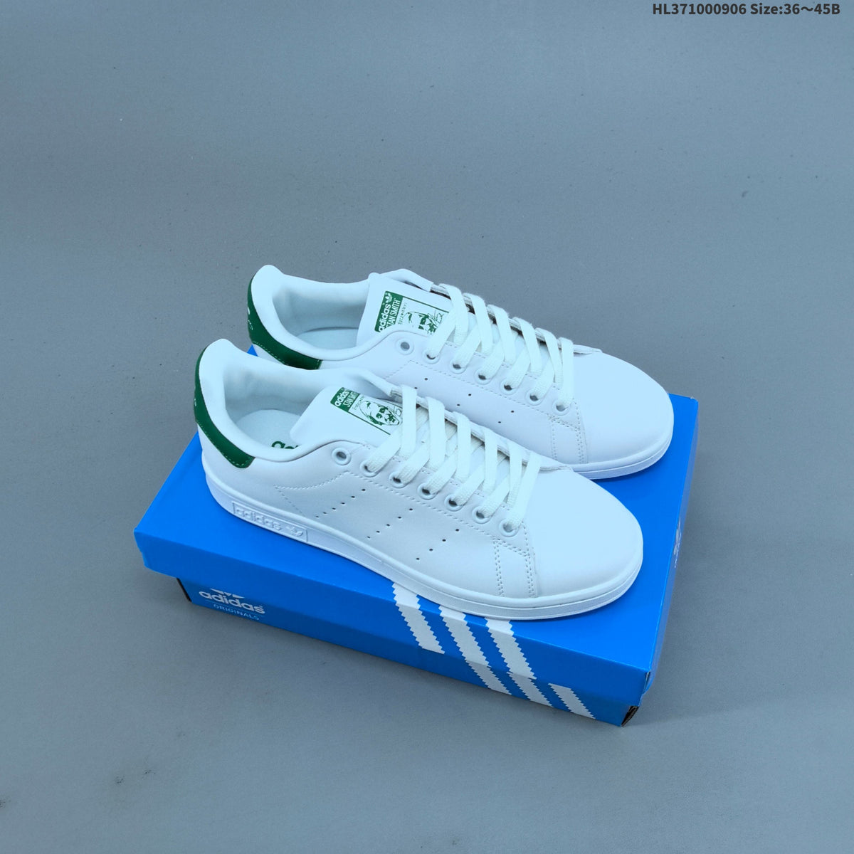 Adidas Stan Smith PF W Low-Cut Sneakers M20326 - product image from the listing.