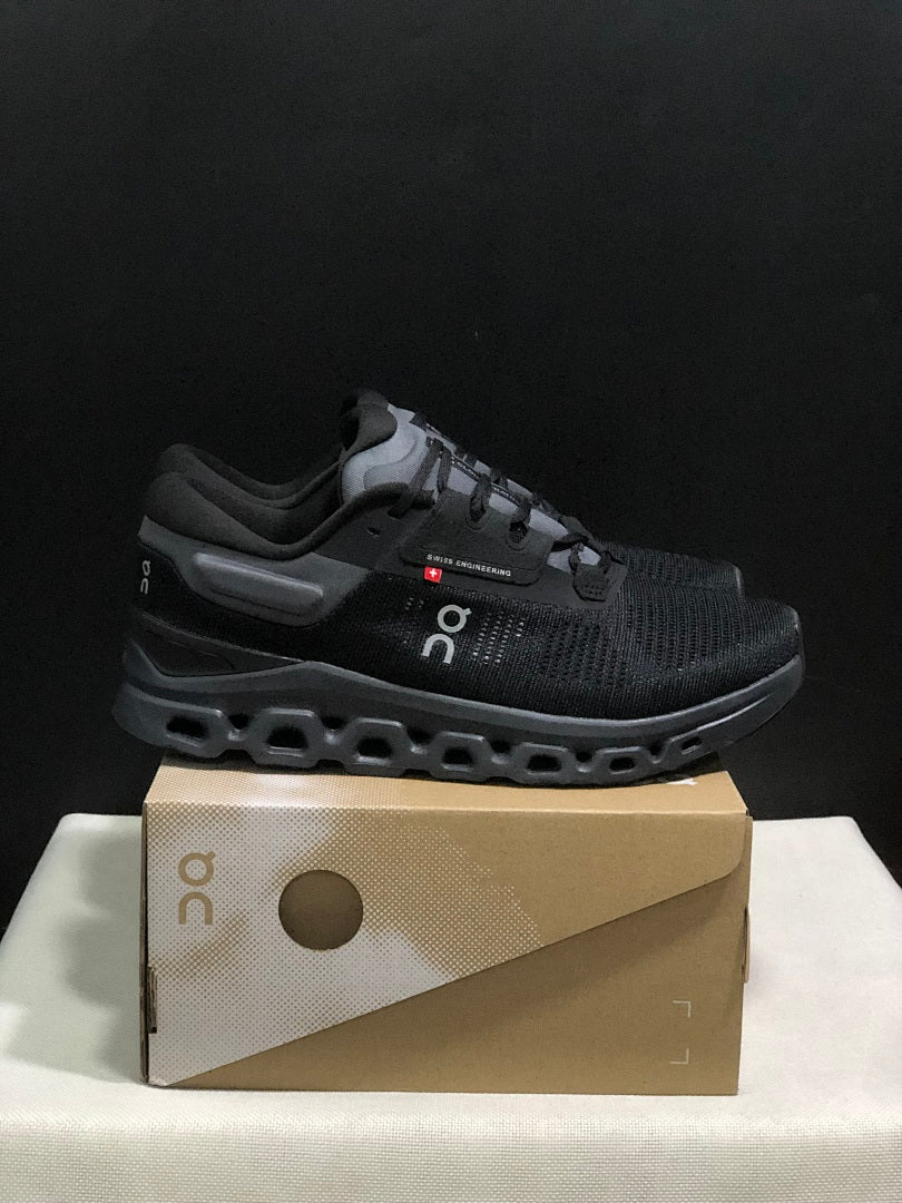 On Cloudstratus 3 Running Shoes in Black - product image from the listing.
