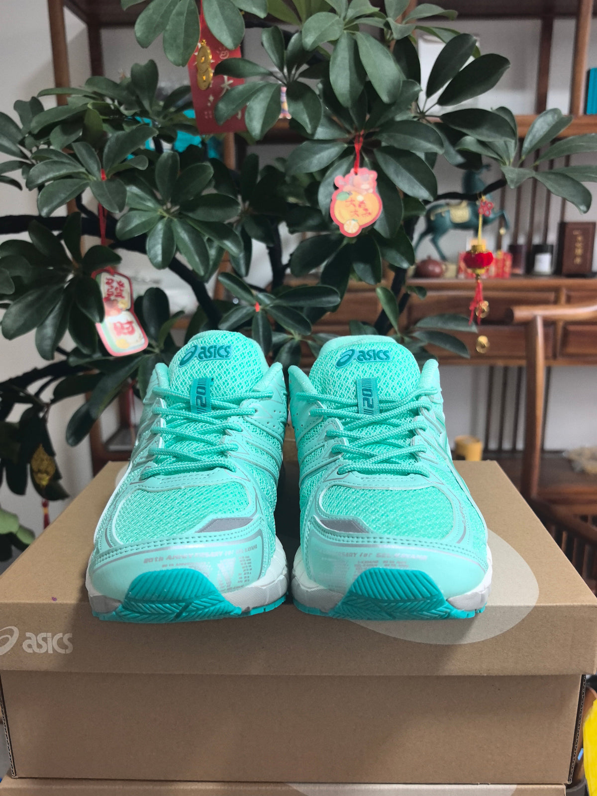 ASICS GEL-KAYANO 20 Sneakers in Mint Green - product image from the listing.