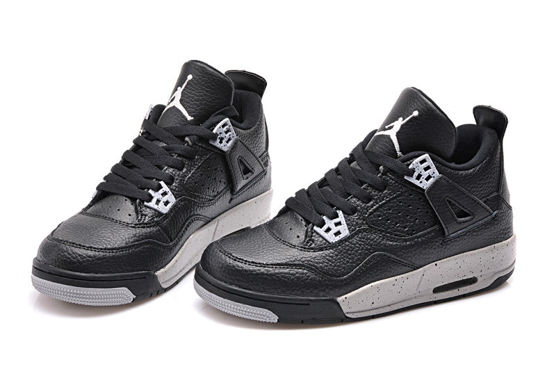 Air Jordan 4 Oreo Basketball Shoes in Black and Grey 314254-003 - product image from the listing.