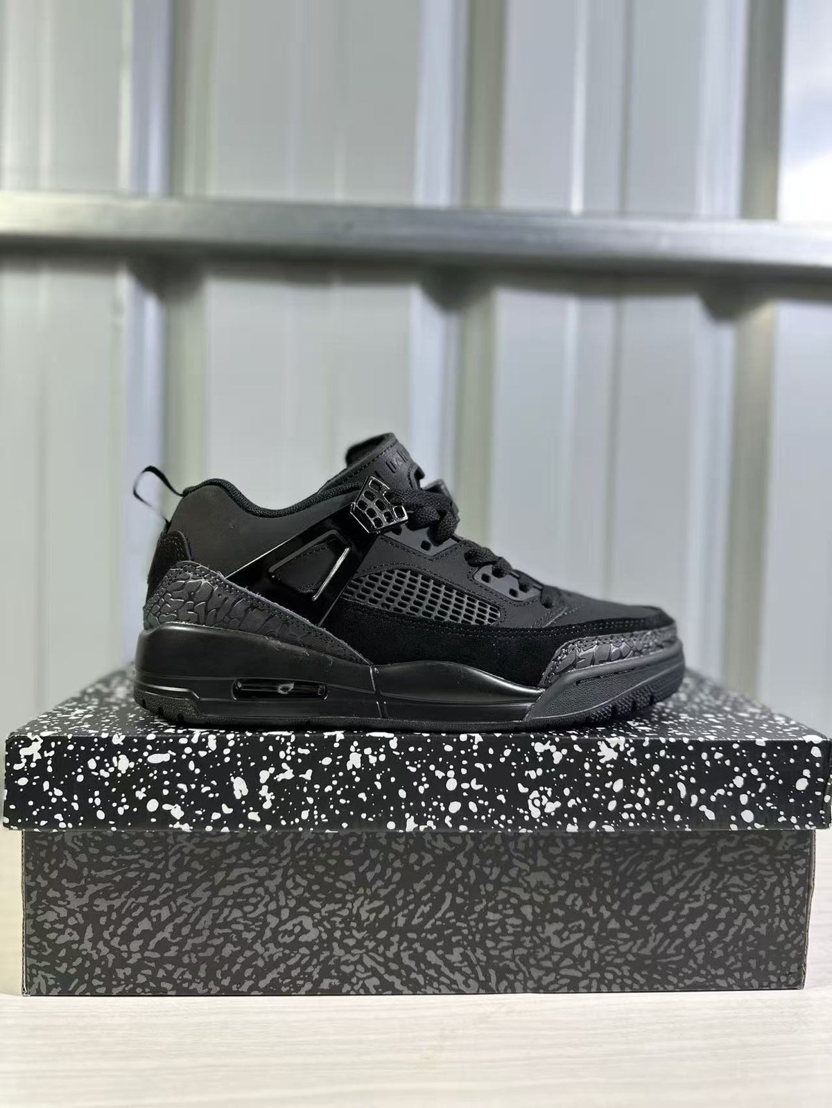 Jordan Spizike Low Sneakers in Black FQ17 - product image from the listing.