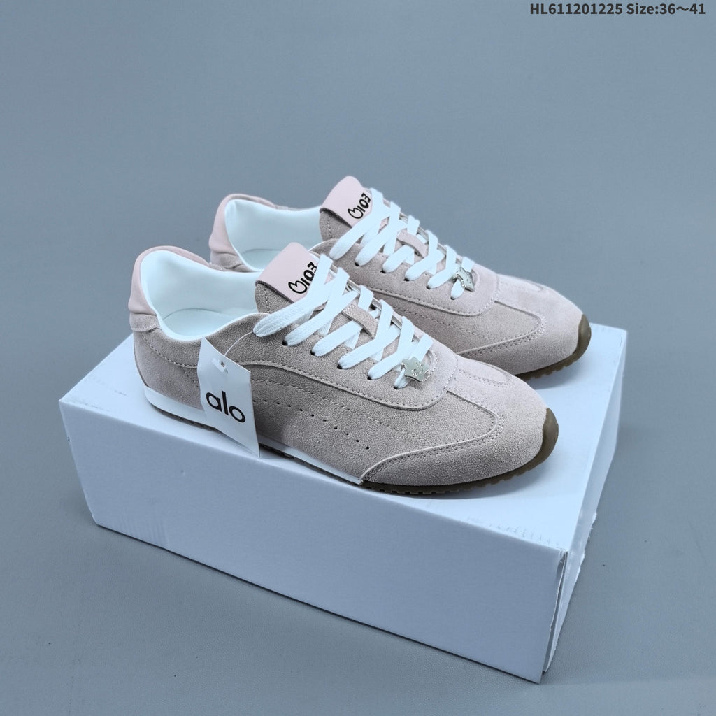 Alo Yoga Sunset Sneaker Low-Top in Blush in Pink - product image from the listing.