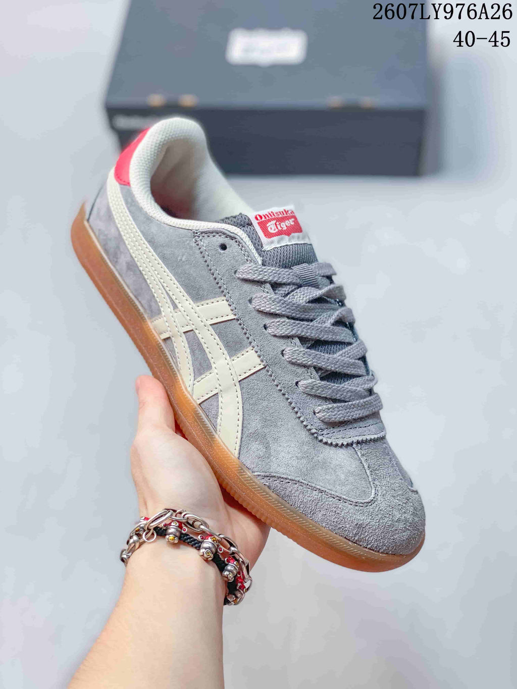 Onitsuka Tiger Tokuten Low-Cut Sneakers - product image from the listing.