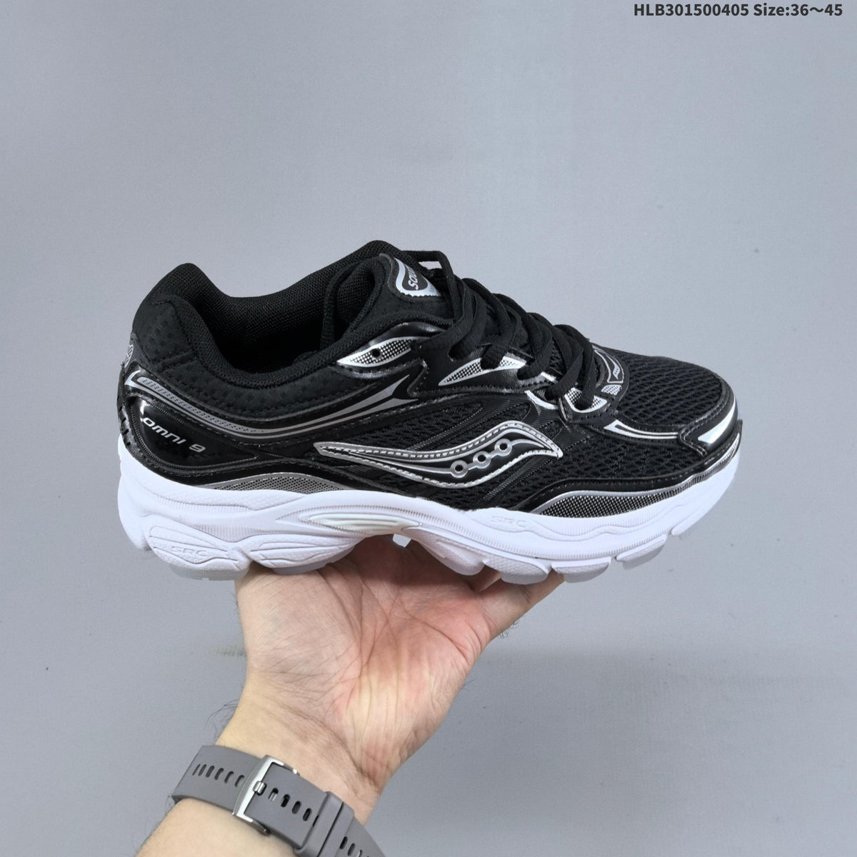 Saucony ProGrid Omni 9 Retro Shoes for Running - product image from the listing.
