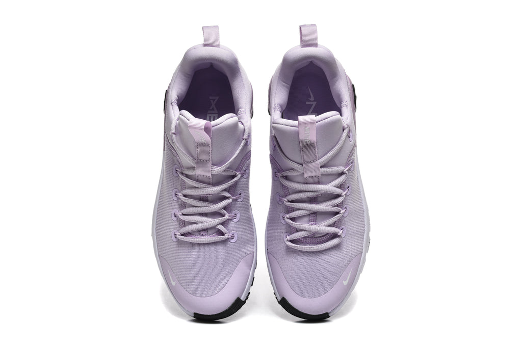 Nike Free Metcon 5 Trainers in Lavender - product image from the listing.