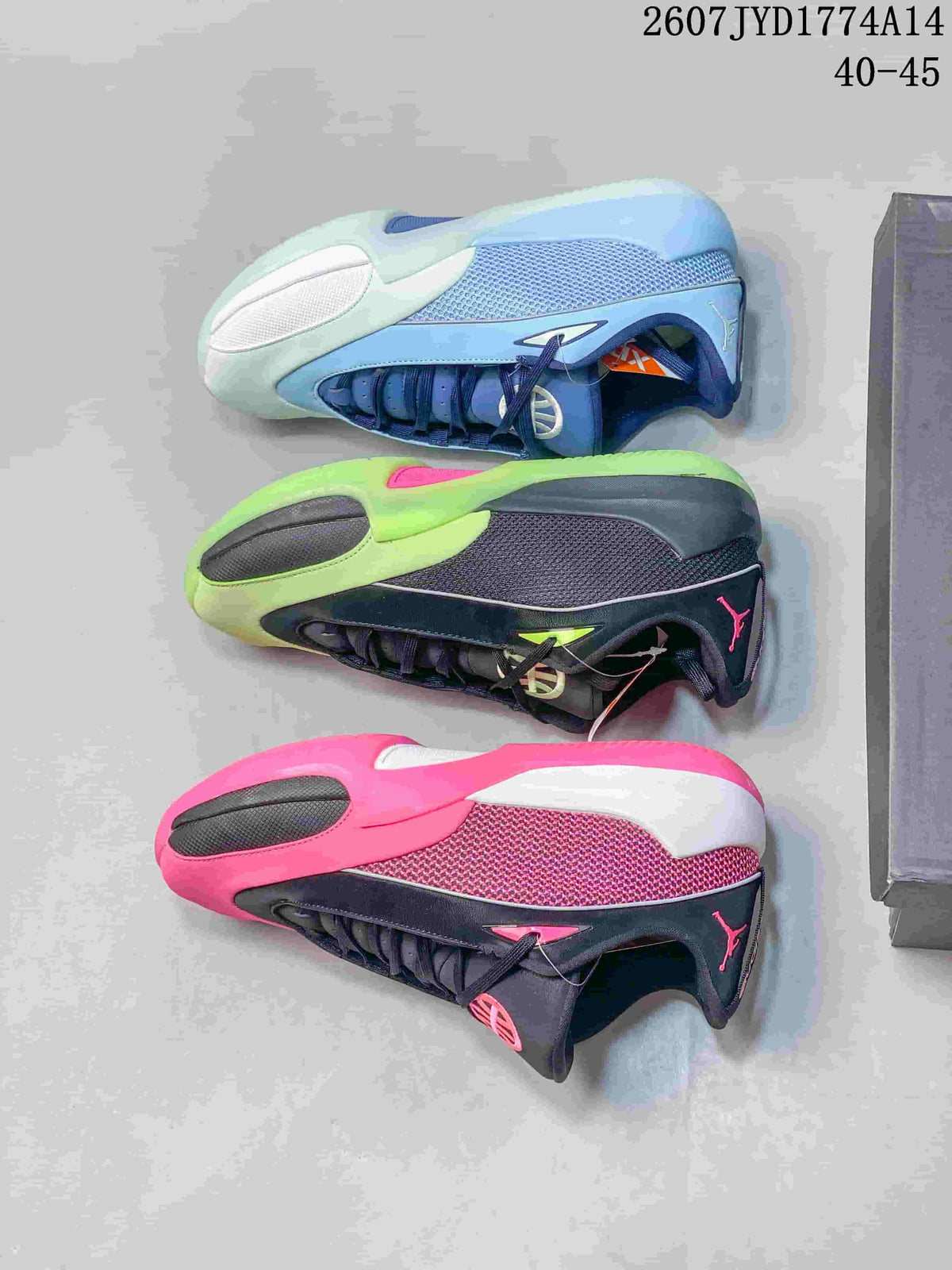 Jordan Triangle Basketball Footwear 07JYD1774A14 - product image from the listing.