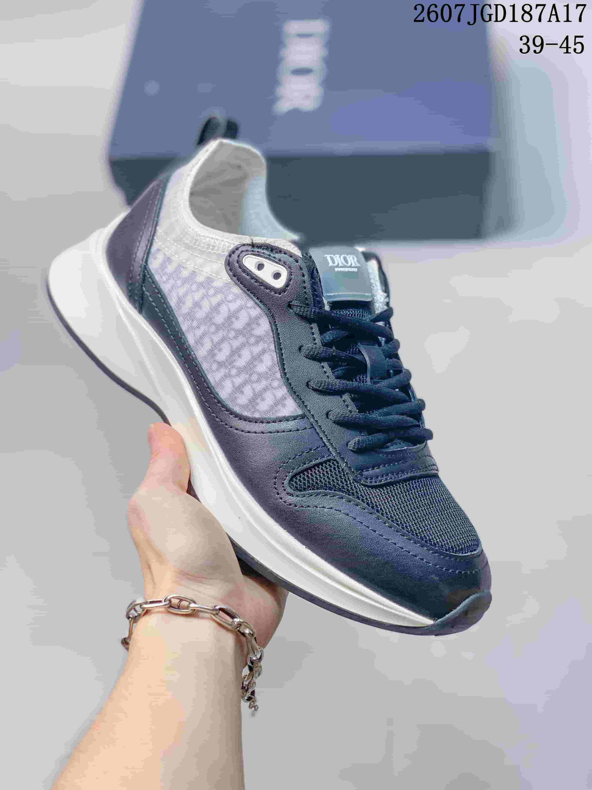 Dior B25 Runner Low-Cut Sneakers 07JGD187A17 - product image from the listing.
