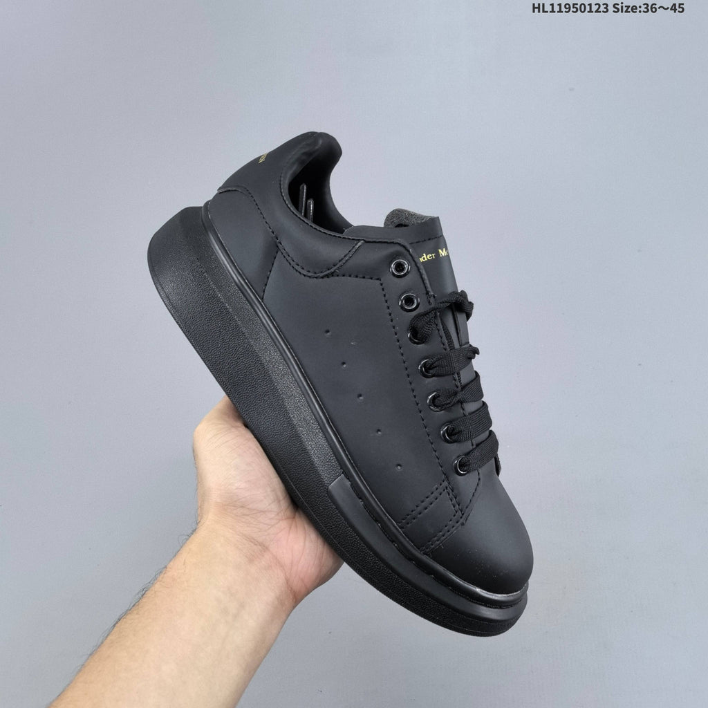 Alexander McQueen Oversized Low-Top Sneakers in Black HL11950123 - product image from the listing.