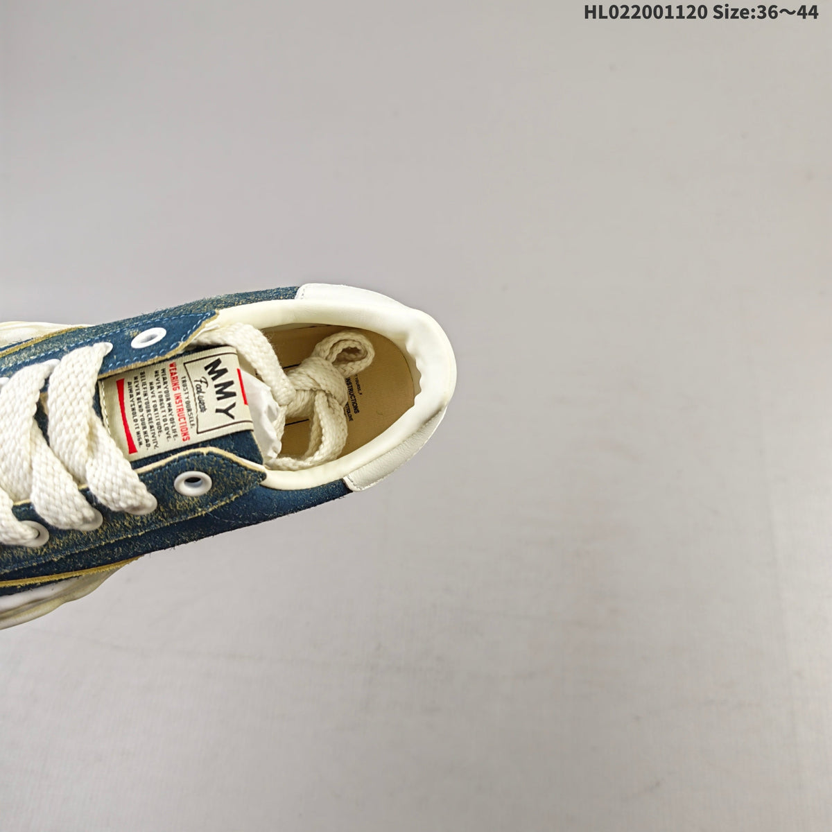 Blue Denim MMY Wayne Low-Top Sneakers - product image from the listing.