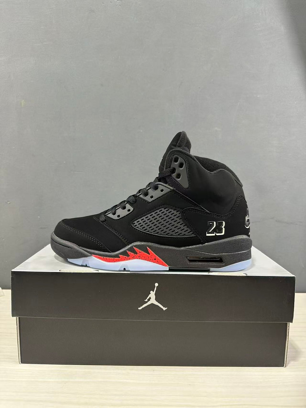 Air Jordan 5 Retro Black Red High-Top Sneakers - product image from the listing.