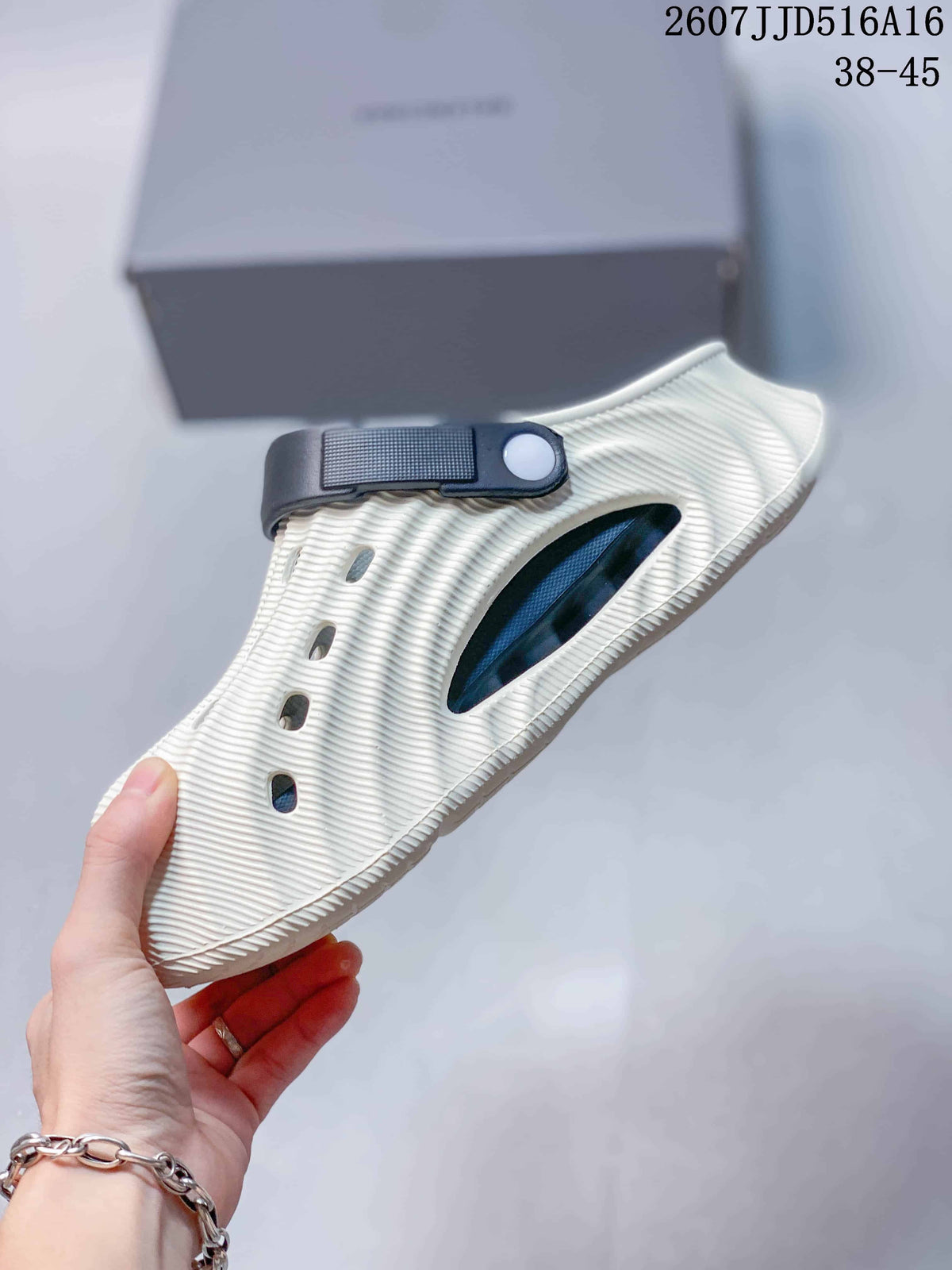 Balenciaga 2607JJD516A16 Clog Sandals Off-White in Navy - product image from the listing.