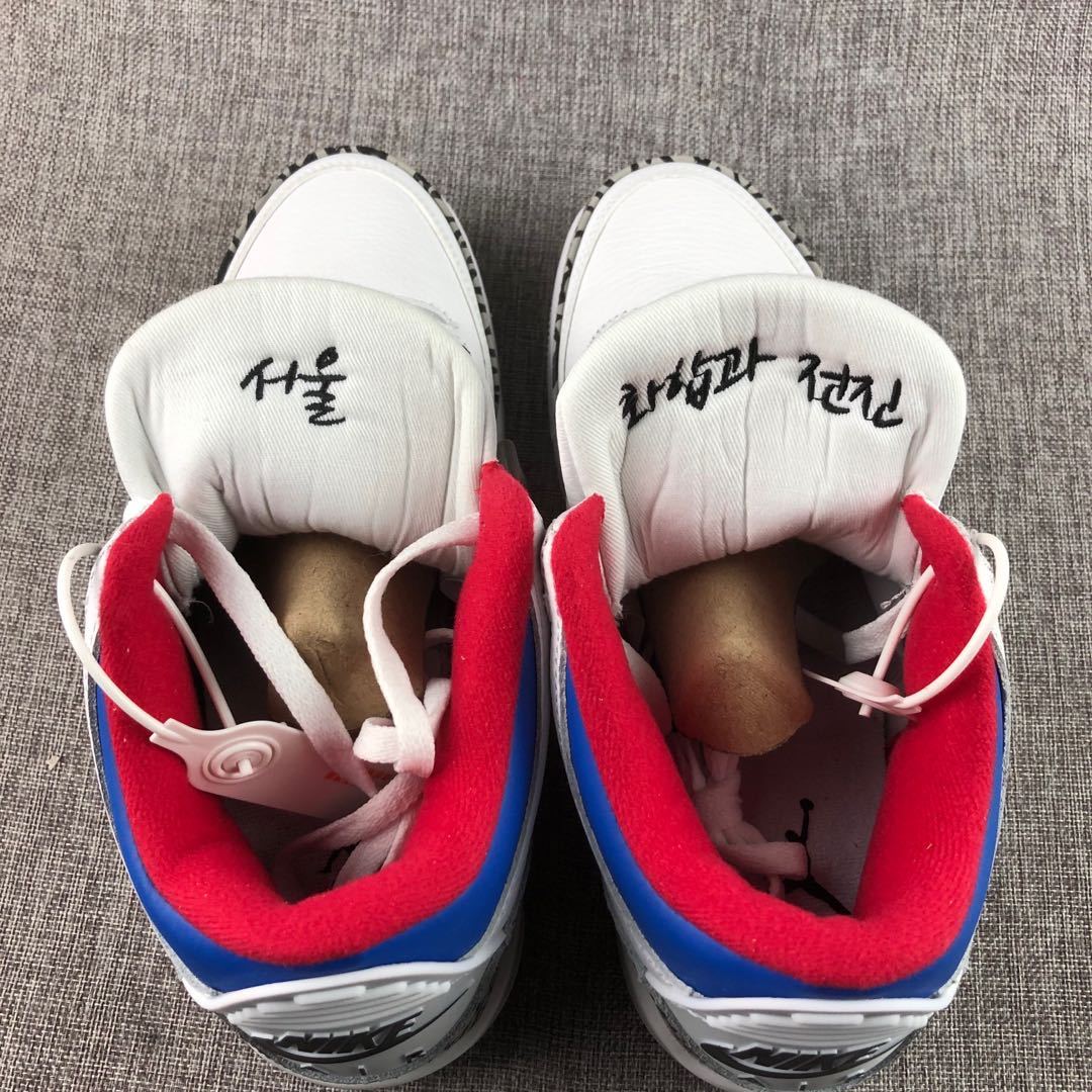 Air Jordan 3 Seoul White Blue Red AV8370-100 - product image from the listing.