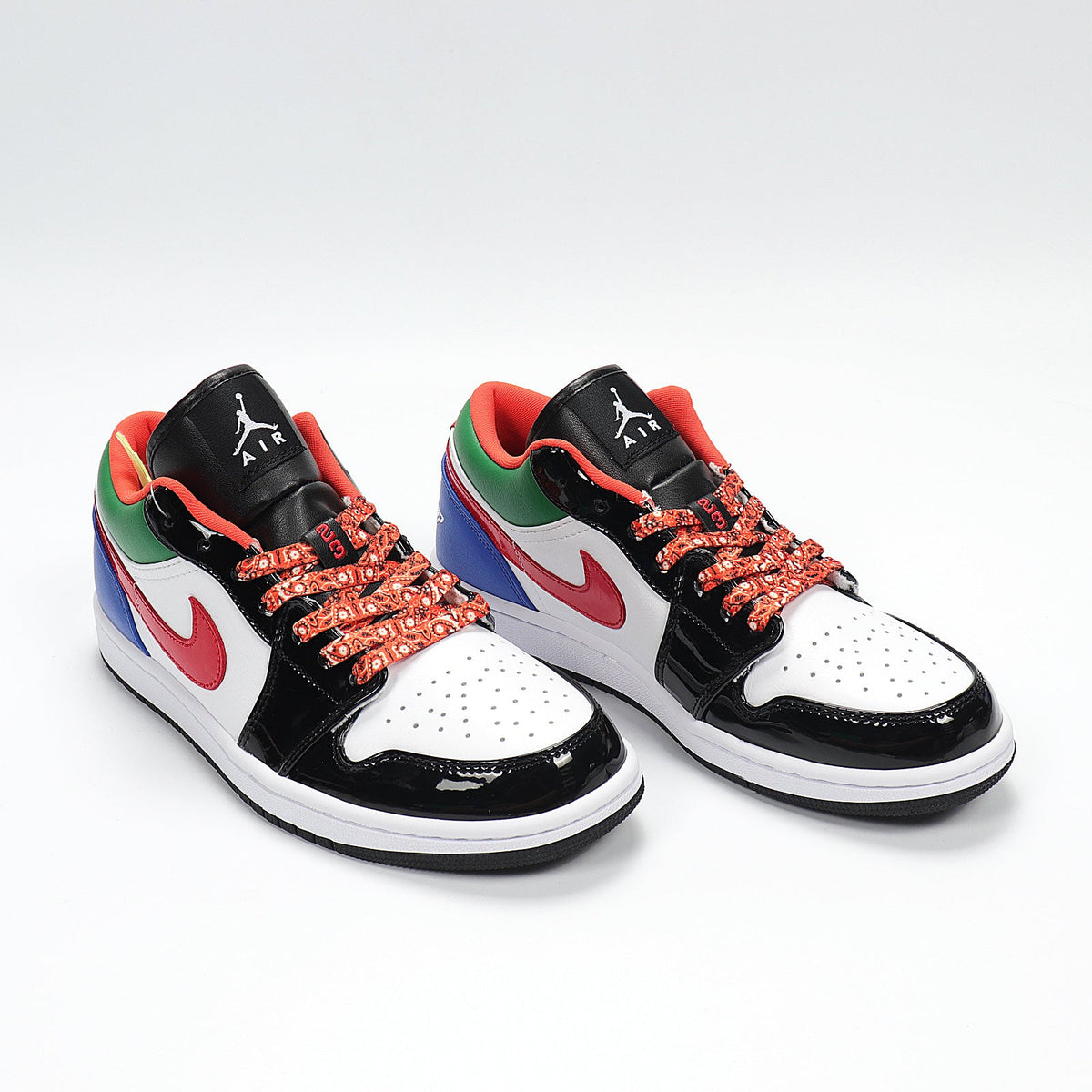 Air Jordan 1 Low SE Bandana Multicolor CZ4776-101 - product image from the listing.