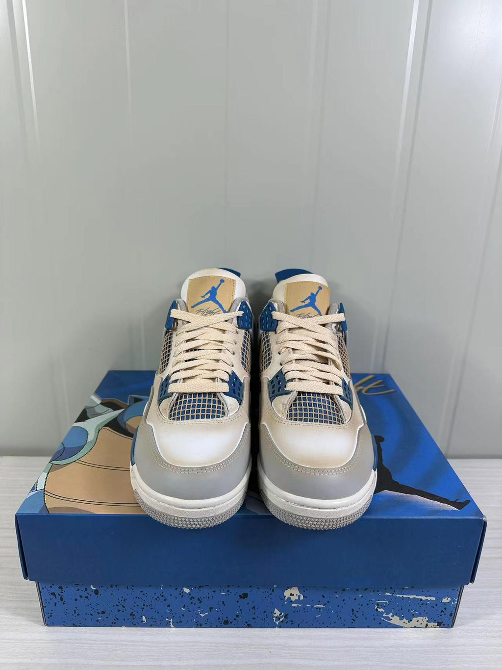 Air Jordan 4 Retro White Blue 308497-105 - product image from the listing.