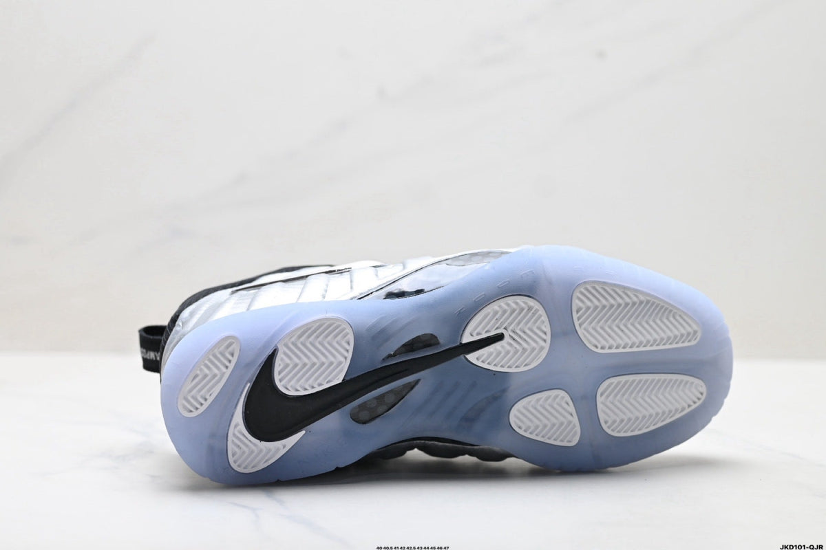 Nike Air Foamposite One Penny Hardaway Sneakers in Black - product image from the listing.