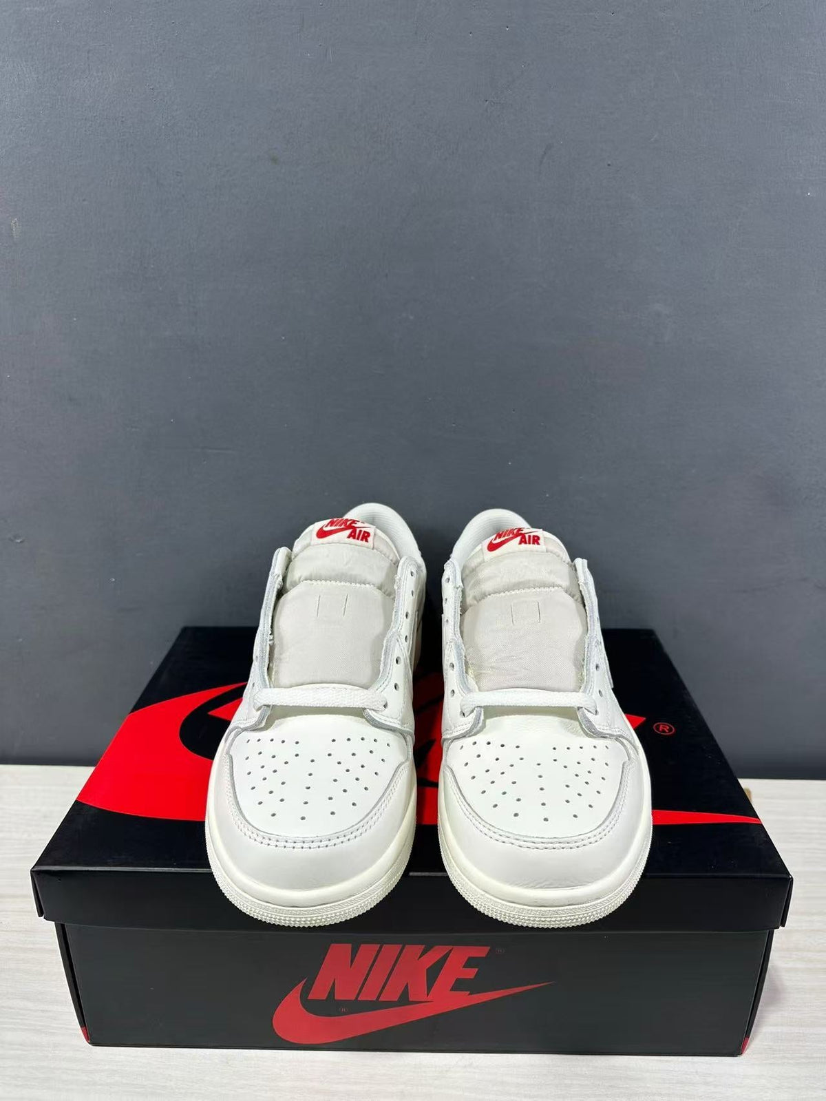 Air Jordan 1 Retro Low OG White HQ6998-100 - product image from the listing.