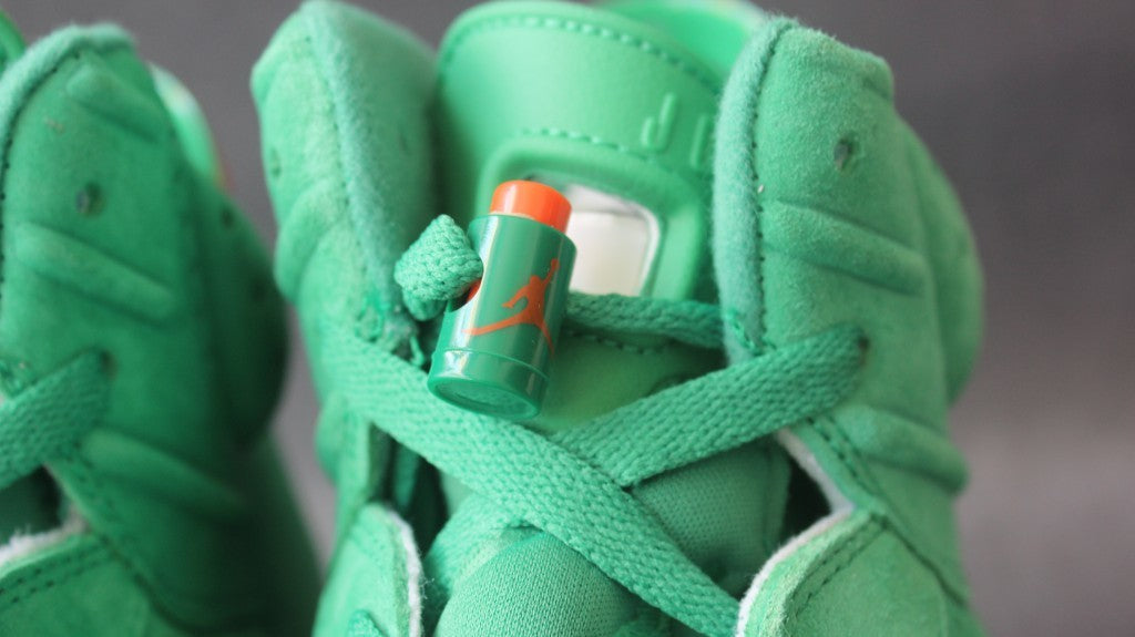 Air Jordan 6 Gatorade High-Top Sneakers in Green 384664-145 - product image from the listing.