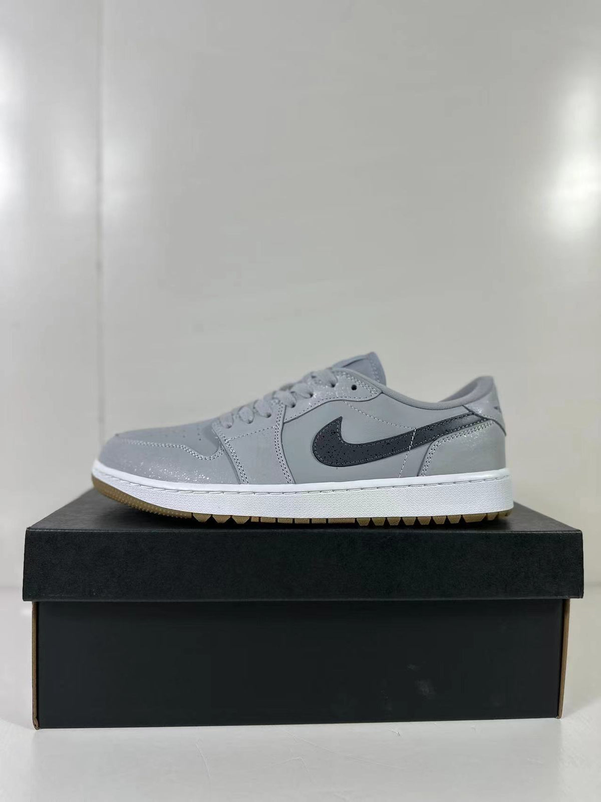 Air Jordan 1 Low Golf Grey Blue DD9315-006 - product image from the listing.