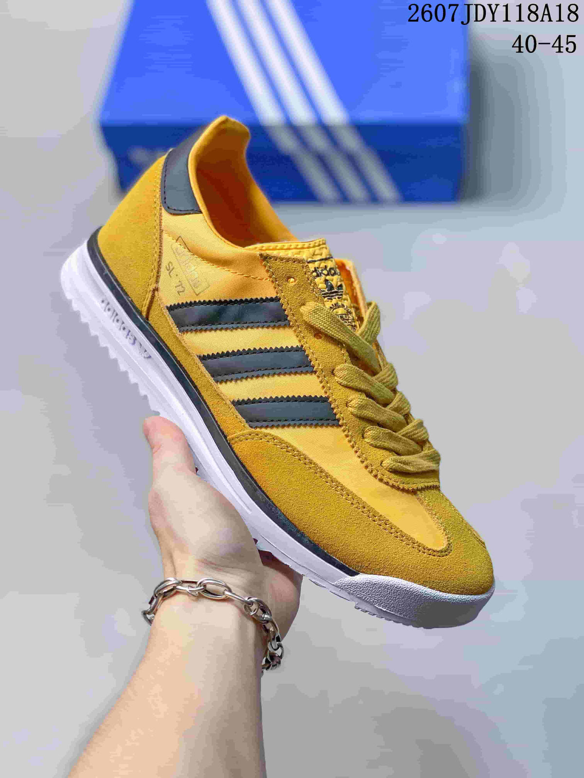 adidas SL 72 Retro Trainers, Multiple Colors, 2607 JDY118A18 - product image from the listing.