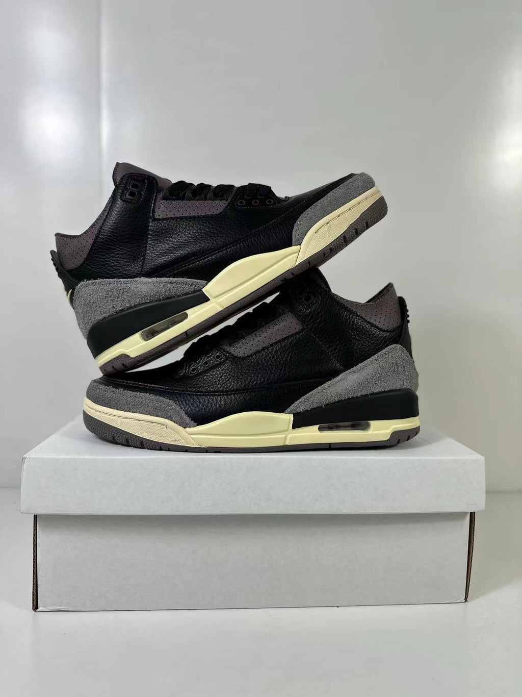 Air Jordan 3 Retro Black Purple FZ8411-001 Sneakers - product image from the listing.