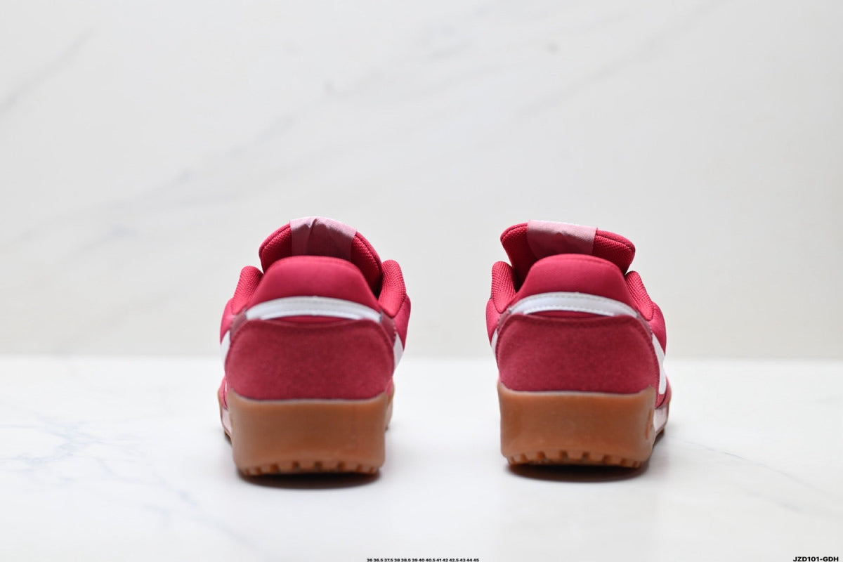 Nike Terra Manta Trainers Pink and White Gum Sole - product image from the listing.
