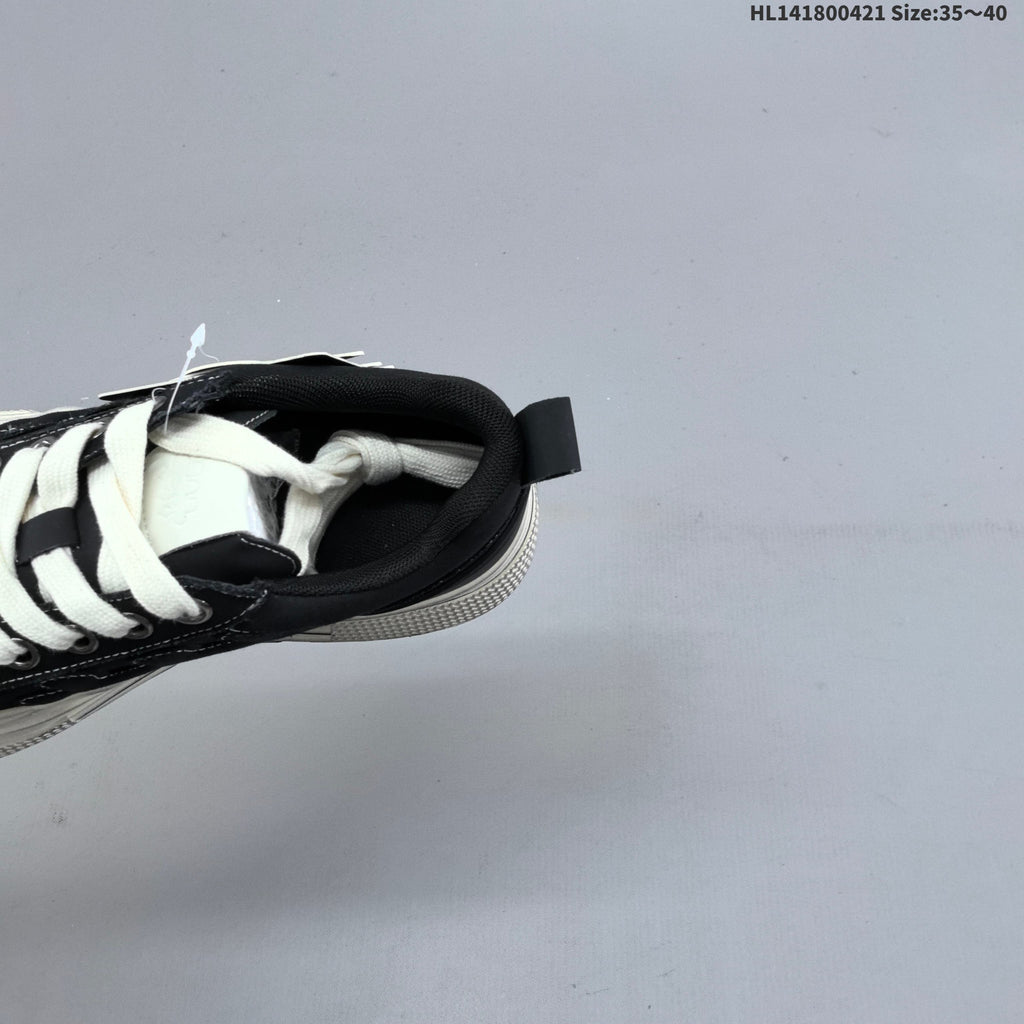 SHOOT BRAND Black and White Platform Trainers HL141800421 - product image from the listing.