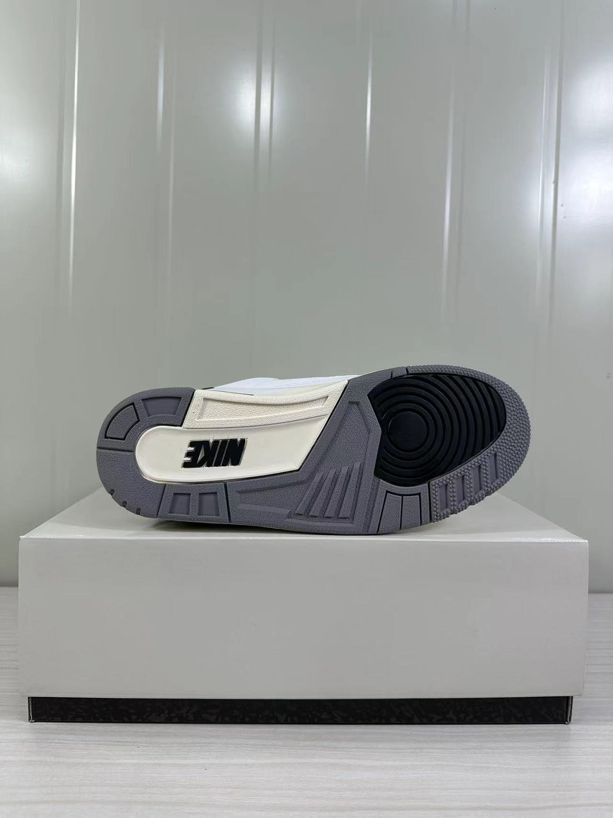 Air Jordan 2/3 Low Sneakers White Black FD0383-100 - product image from the listing.