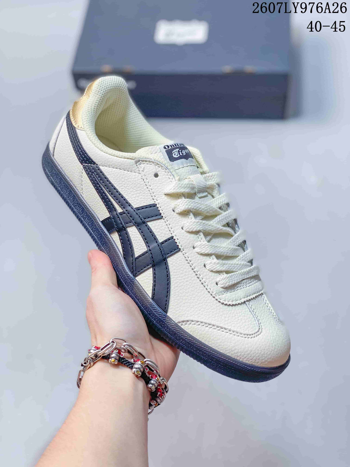 Onitsuka Tiger Tokuten Low-Cut Sneakers - product image from the listing.