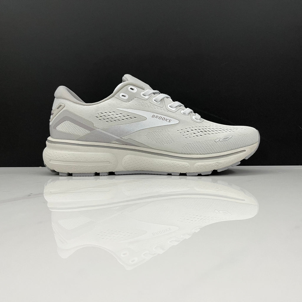 White and Grey Brooks Ghost 15 Running Shoes - product image from the listing.