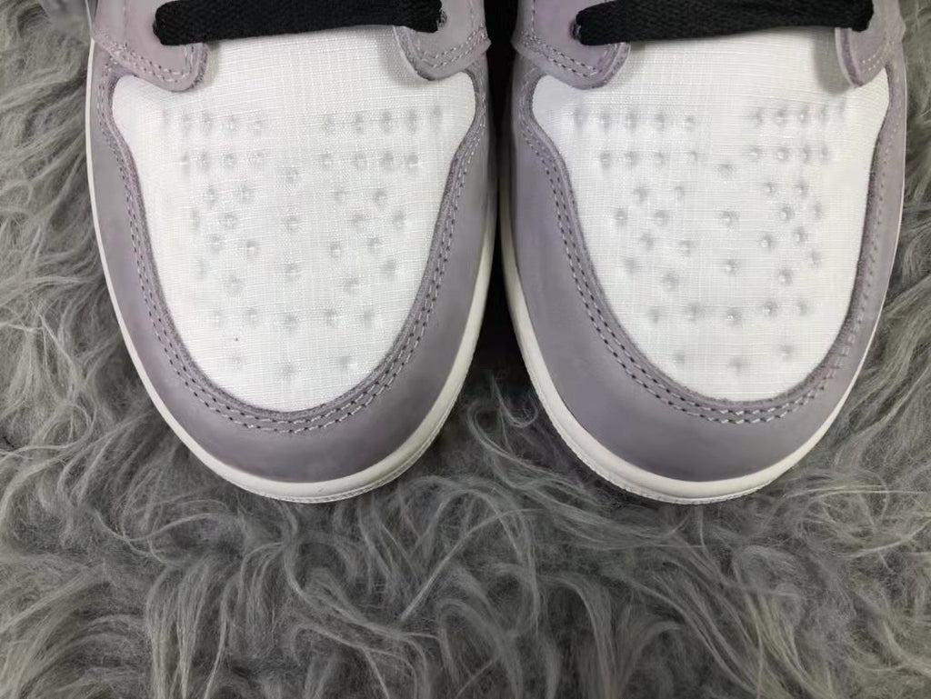 Jordan 1 Union x Air Jordan 1 High Sneakers in White Grey DB2889-100 - product image from the listing.