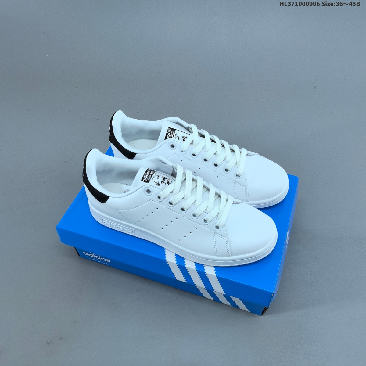 Adidas Stan Smith PF W Low-Cut Sneakers M20326 - product image from the listing.