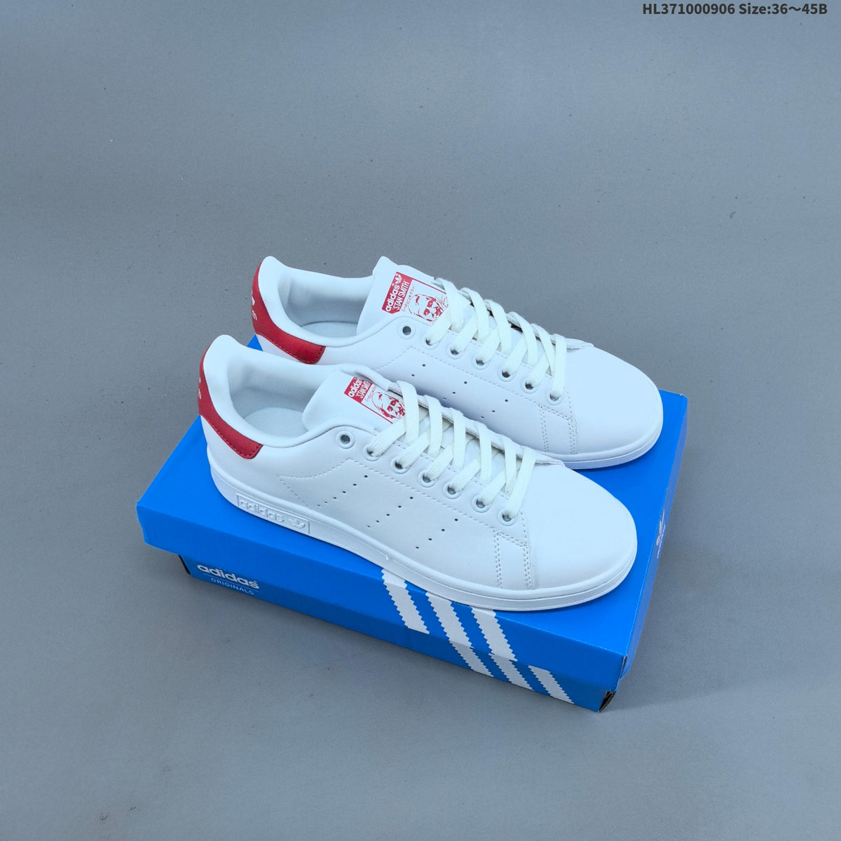 Adidas Stan Smith PF W Casual Sneakers in White M20326 - product image from the listing.