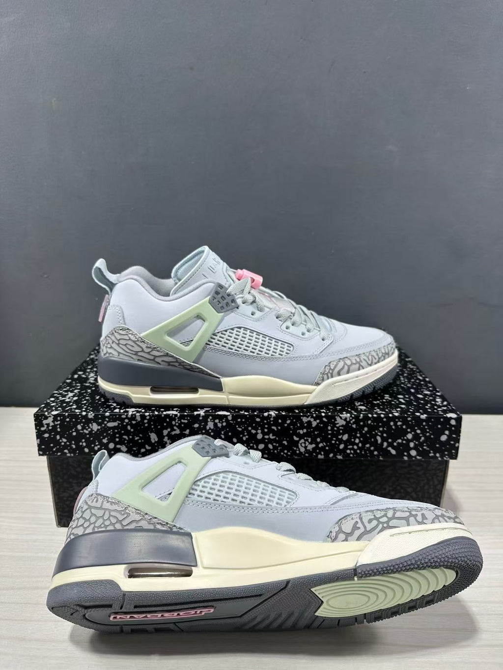Jordan Spizike Low AJ 3.5 in Gray White FQ1759-401 - product image from the listing.