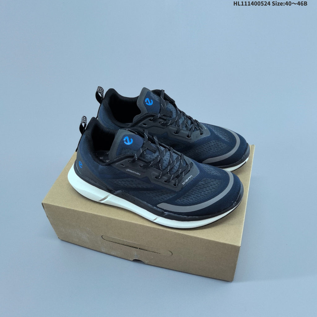 Men's ECCO Lace-Up Outdoor Sneakers - product image from the listing.