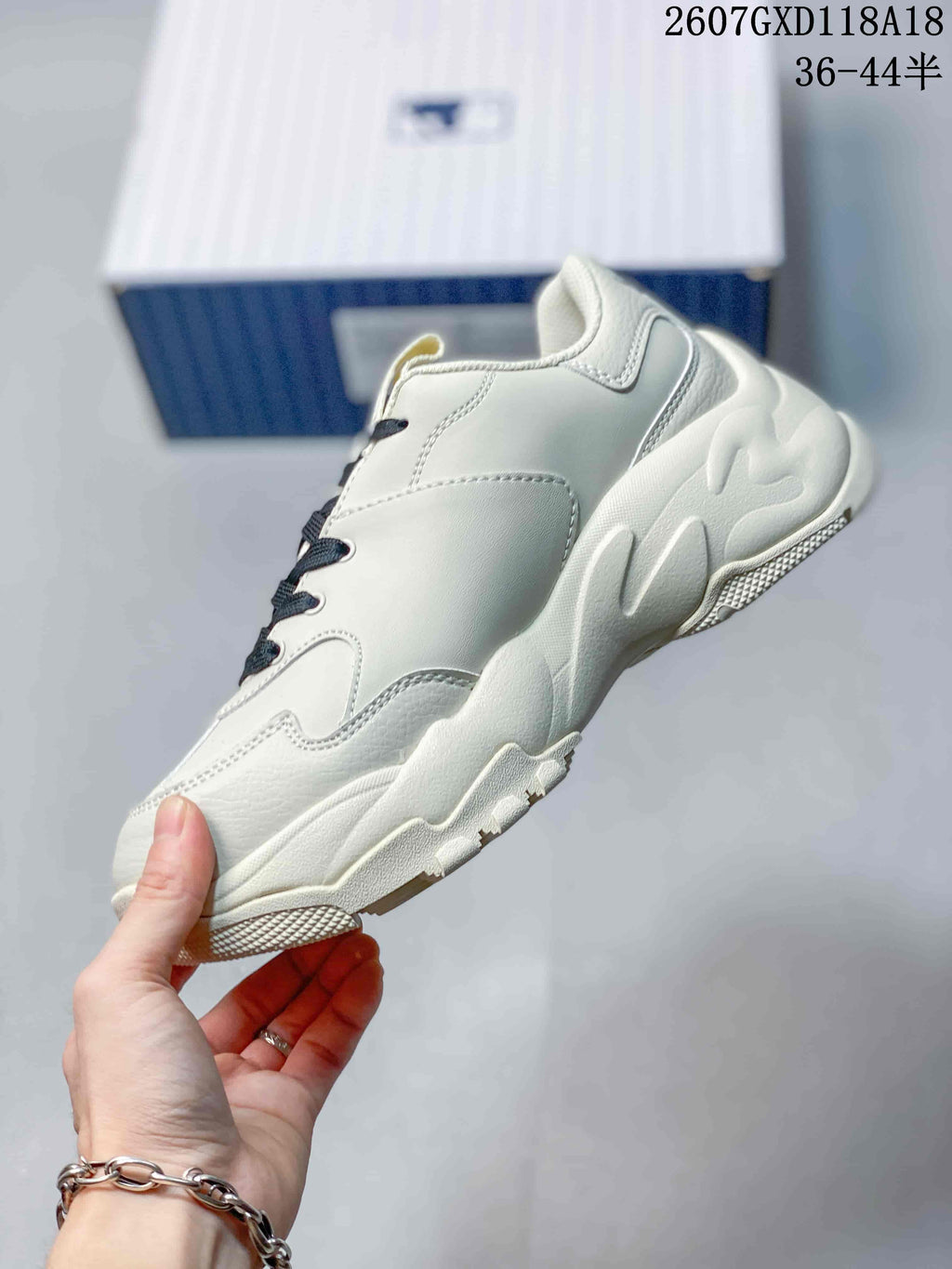 MLB Big Ball Chunky Sneakers in White Black 2607GXD118A18 - product image from the listing.