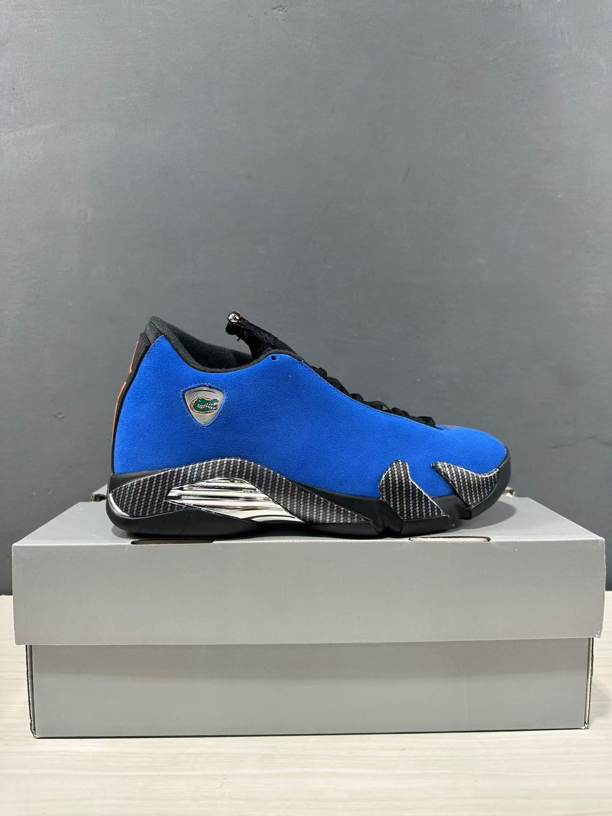 Air Jordan 14 Retro Florida Gators Blue Sneakers FA4616-172 - product image from the listing.